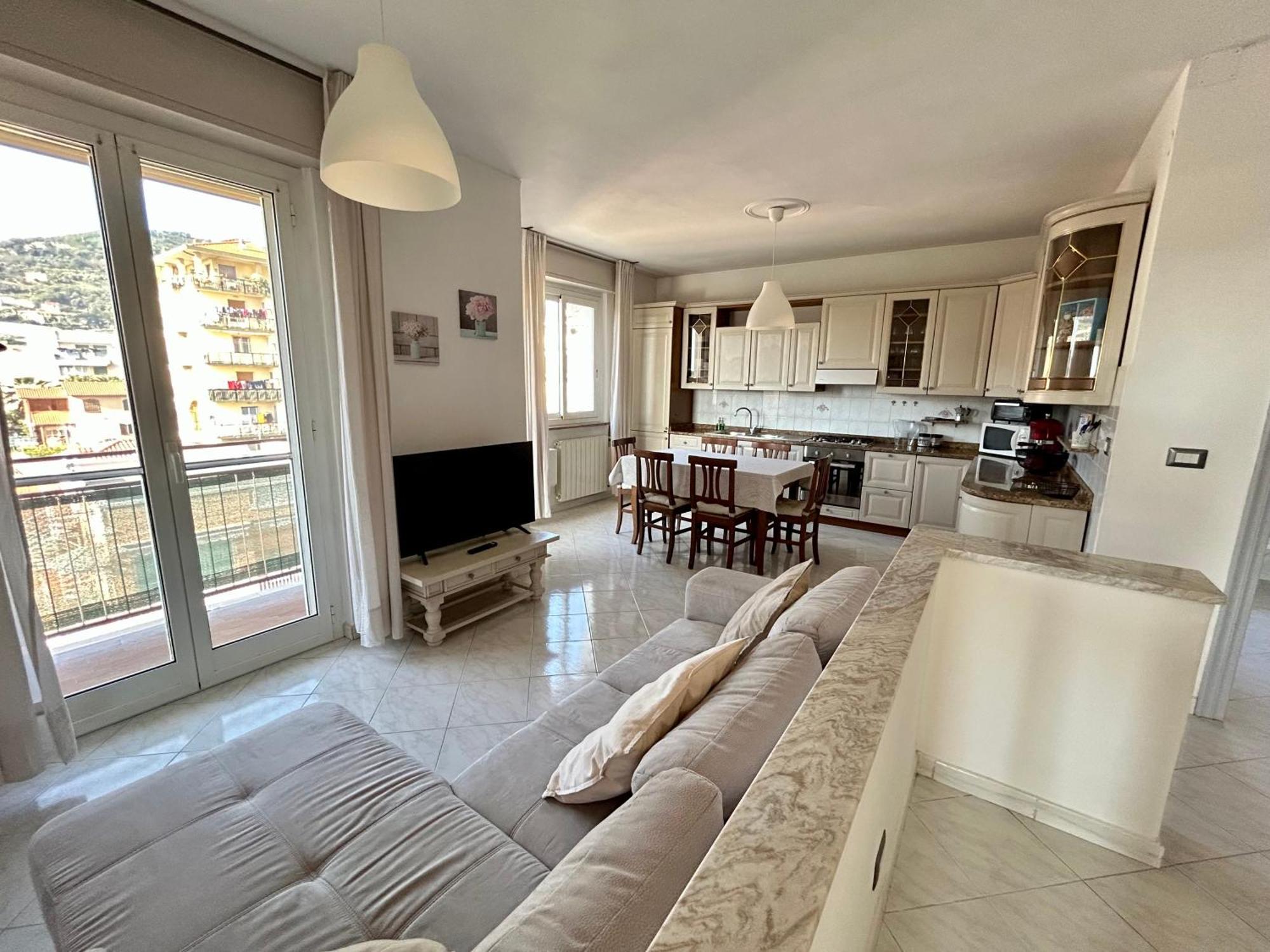 Lmhouse Apartment Arma di Taggia Exterior photo